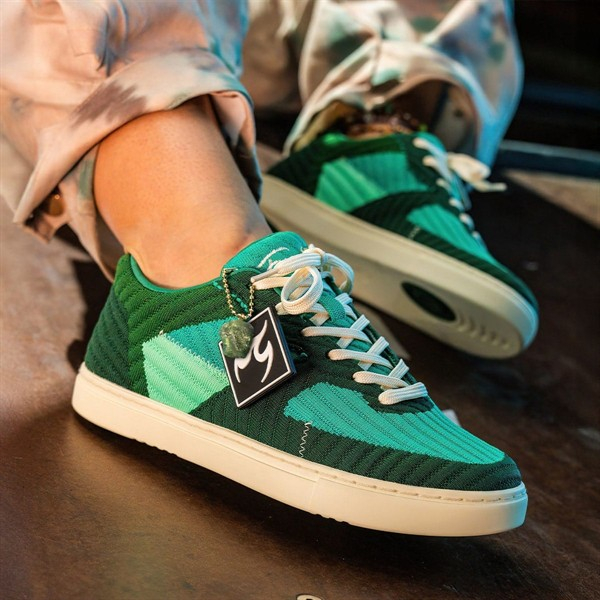 jade_x_fuego_dance_sneaker_42912823148774.jpg