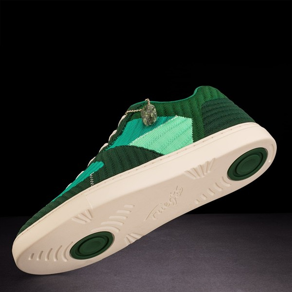 fuego_dance_sneaker_jade_x_fuego_39191564550374_1.jpg