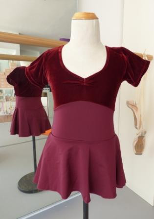 "Emma" burgundy Größe 152